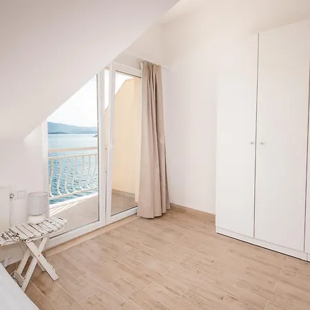 In Repic Apartment *